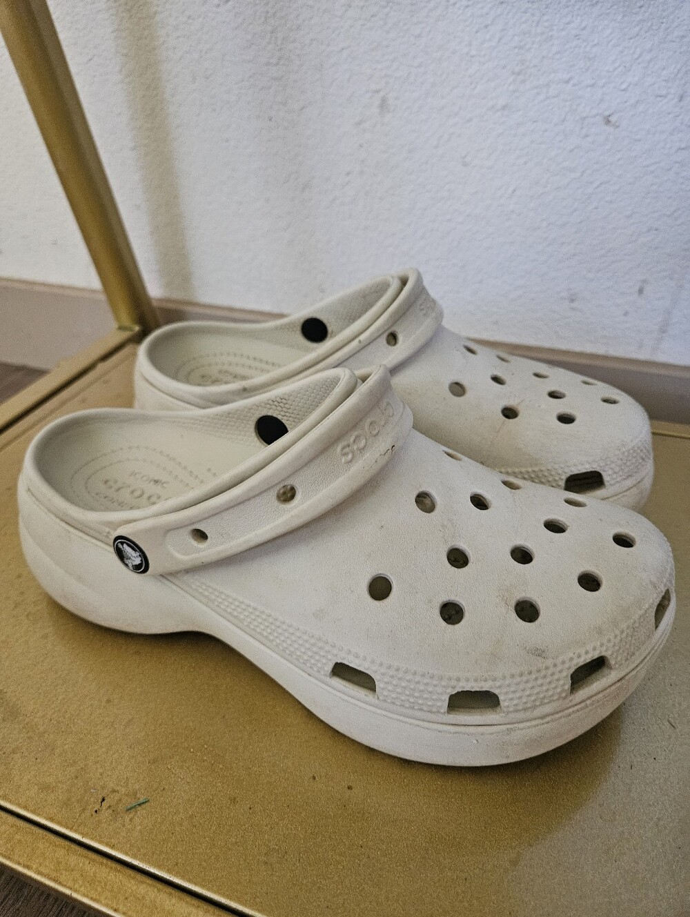 CROCS Platform Women In BONE